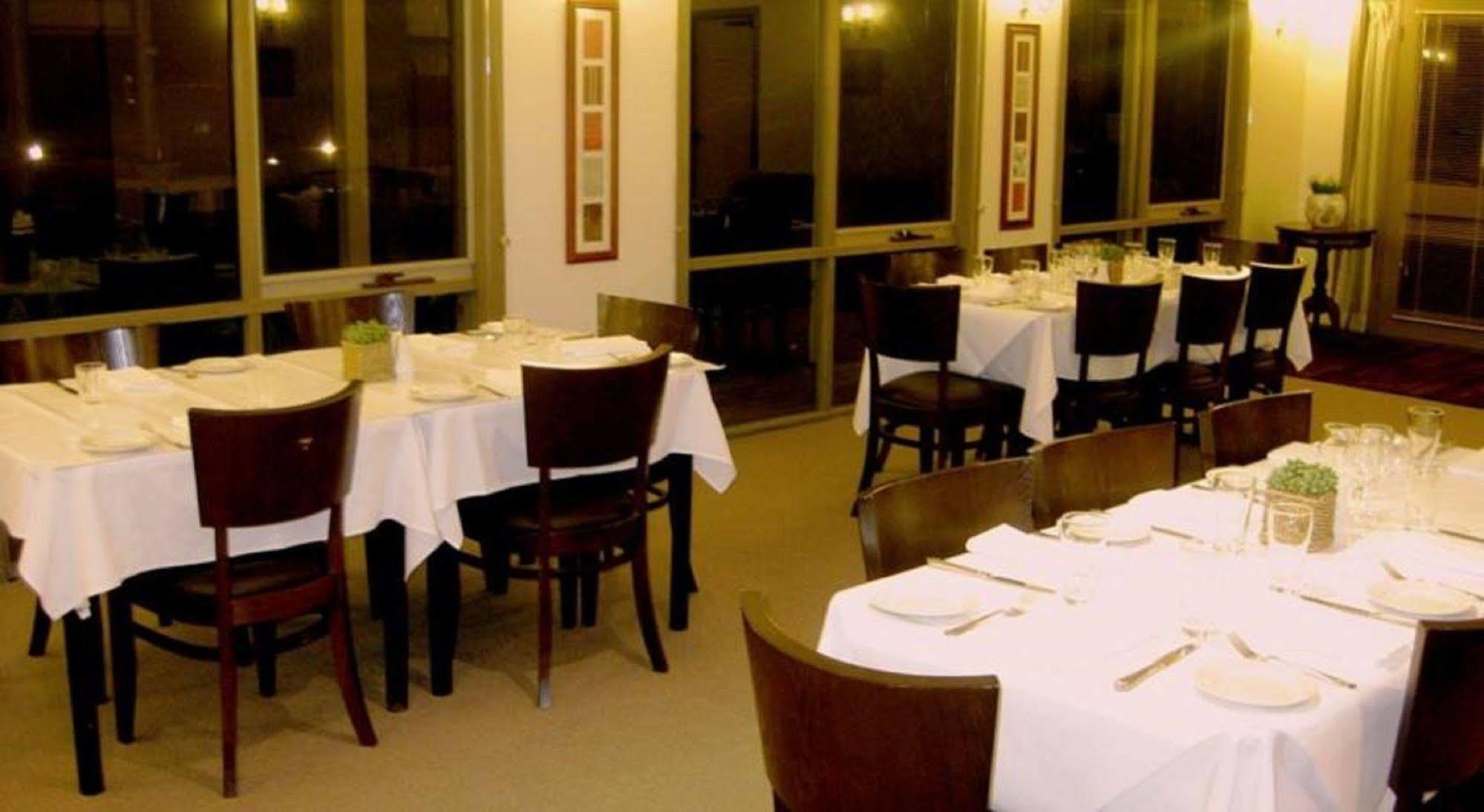 Eltham Motor Inn Melbourne Esterno foto