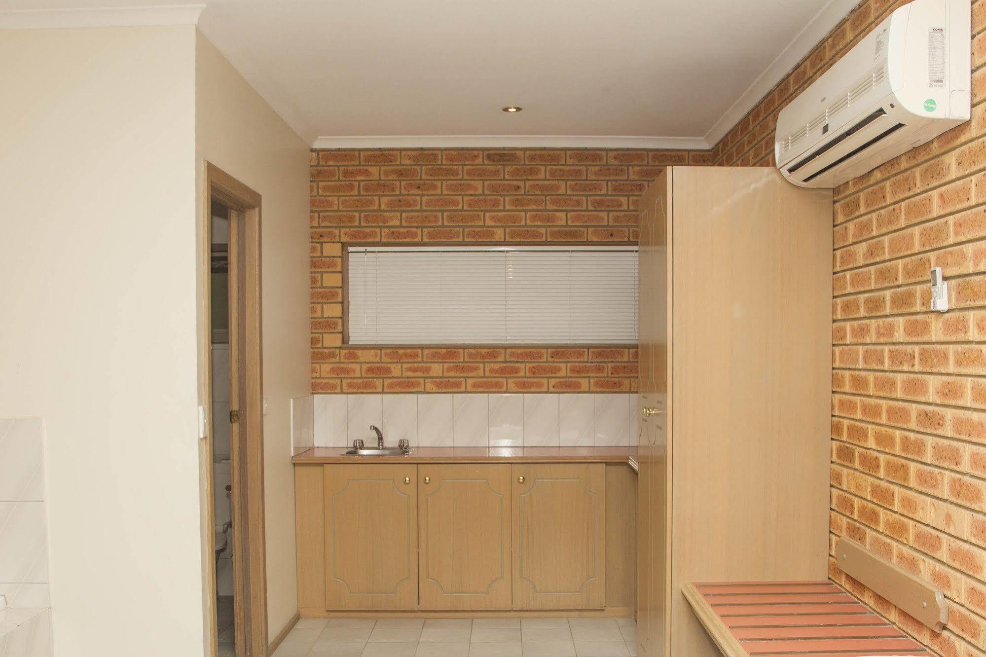 Eltham Motor Inn Melbourne Esterno foto
